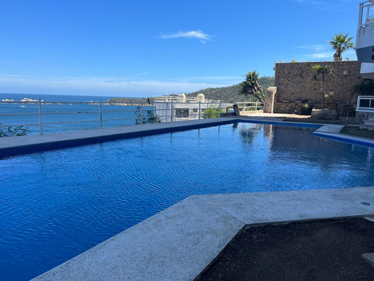 With Sea And Island Views * Acapulco