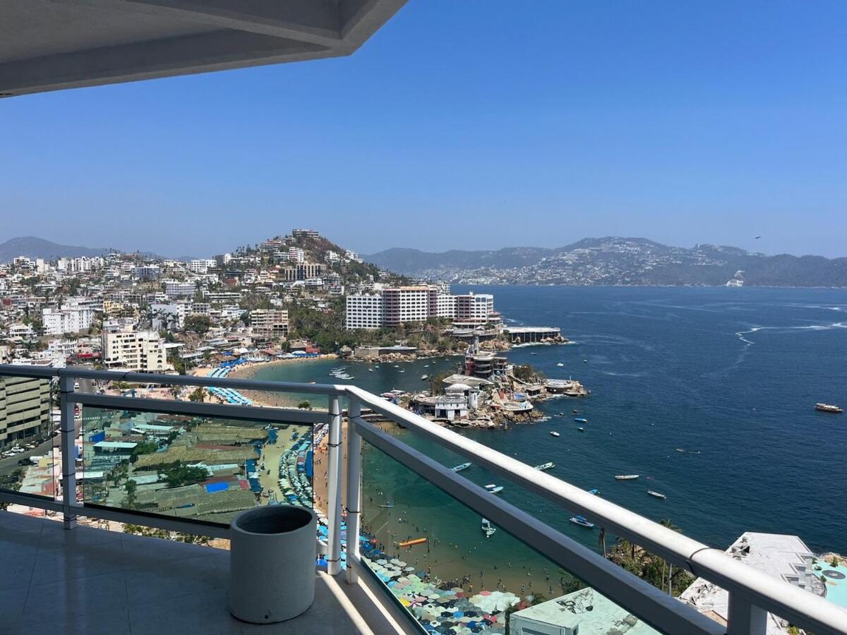 With Sea And Island Views * Acapulco