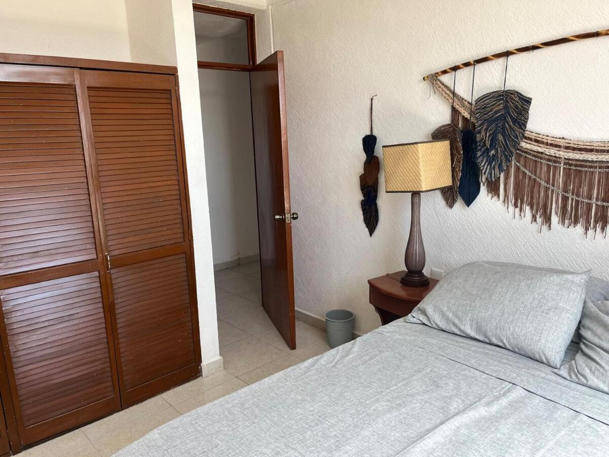 With Sea And Island Views Apartament *