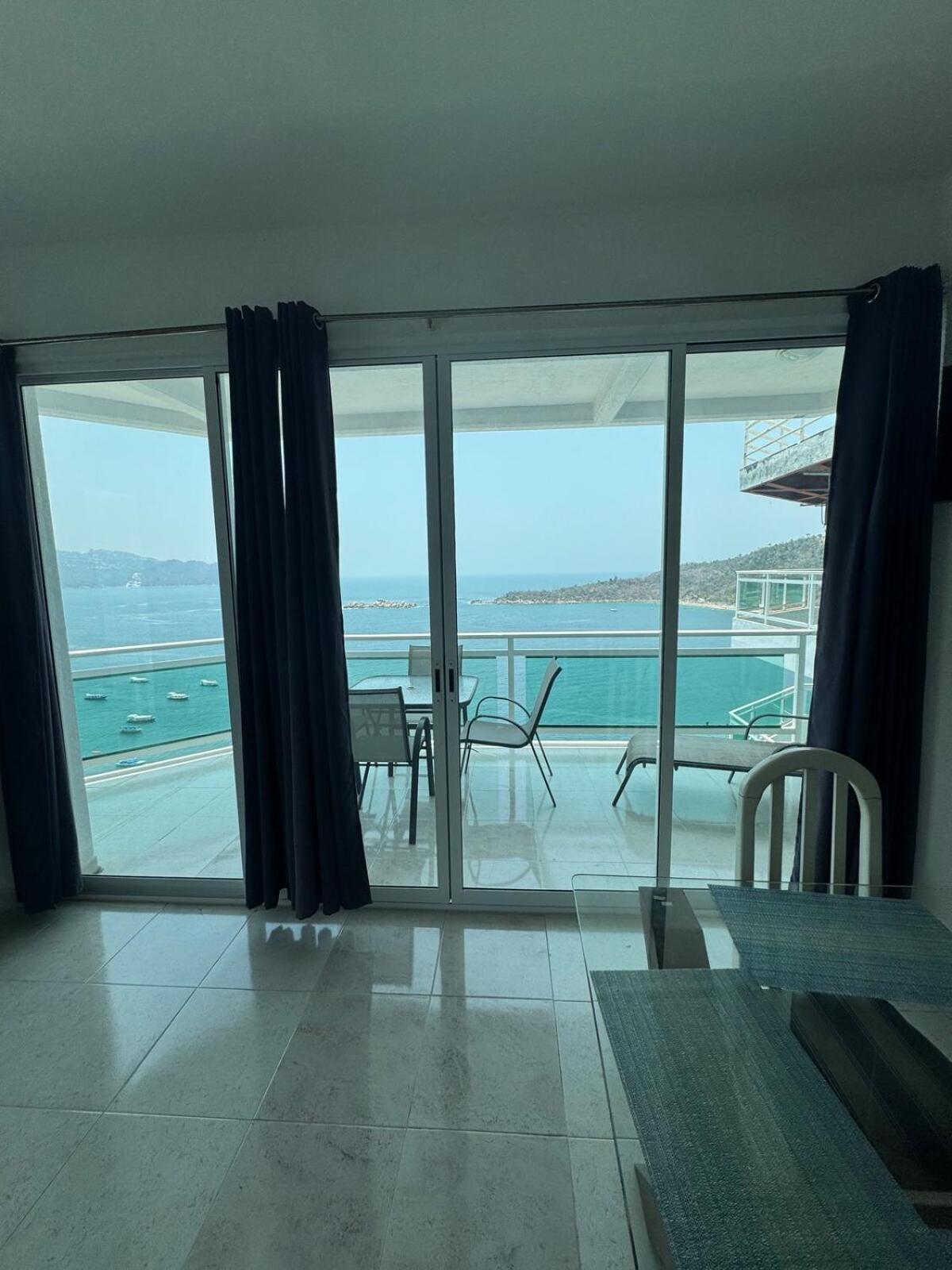 Apartamento With Sea And Island Views *